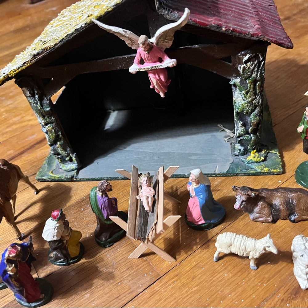 Vintage Chialu Italy Hand-Painted Nativity Set Manger 9.25x5.5 Paper Mache Compo
